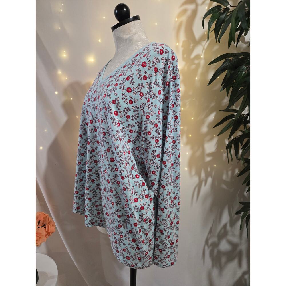 Lands End Womens Relaxed Fit V Neck Floral Long Sleeve Tee Top Size 1XP 16W-18W - Picture 2 of 12
